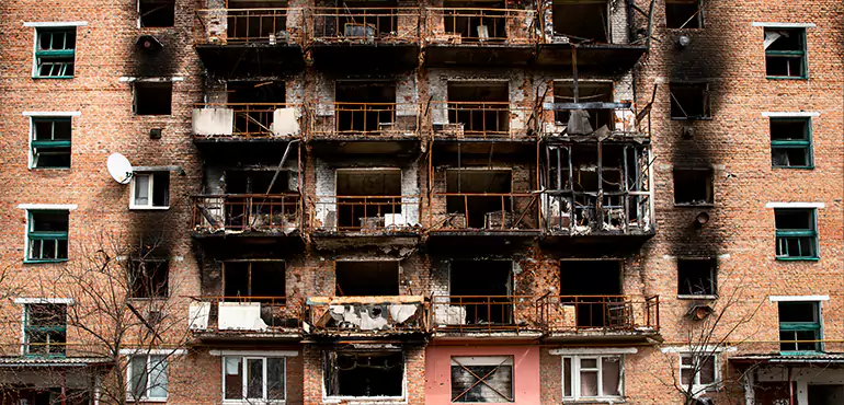 Why Homeowners Choose Us to Sell Their Distressed Homes in Laredo