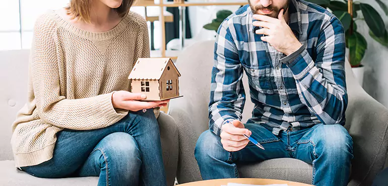 Why Sell Your House During Divorce in Laredo, TX?