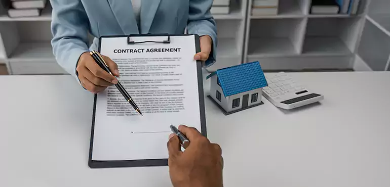 Why Sell Your Wholesale Assignment Contract to Us in Laredo, TX?