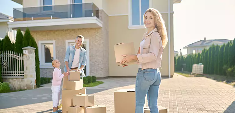 Why Laredo Homeowners Prefer Working with Us Instead of a Realtor